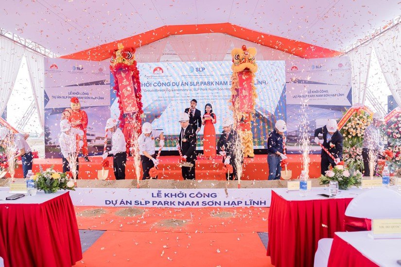 Groundbreaking ceremony of SLP Park Nam Son Hap Linh project